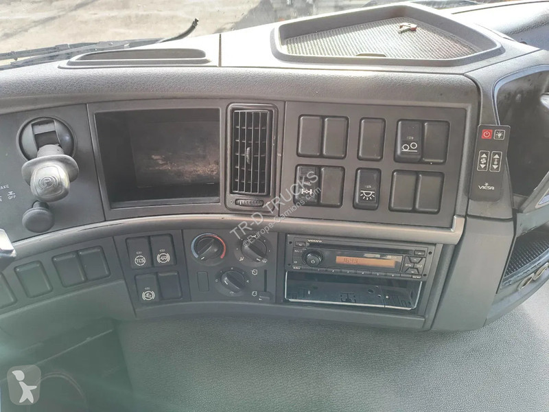 Camion Volvo FM 370 INSULATED BOX -...