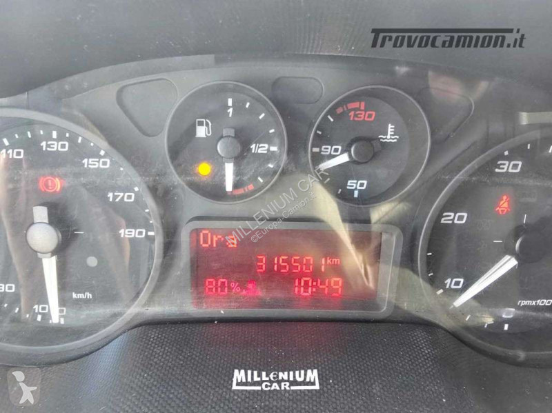 Veicolo commerciale Iveco 35-15 EURO 6 CELLA...