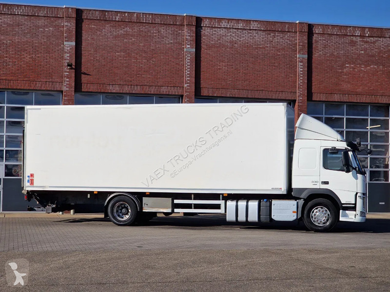 Kamion Volvo 330 4x2 - Carrier MT 18 Frigo -...