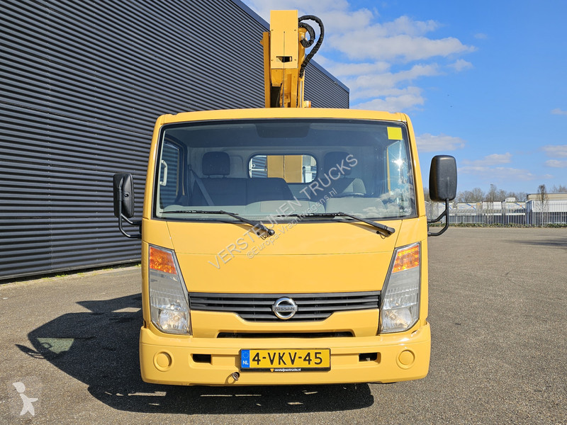 Camion Nissan CABSTAR / 19 mtr PLATFOR WORKER