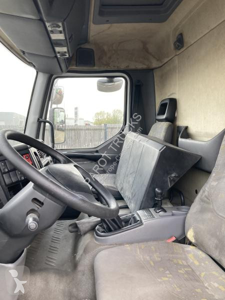 Camion Renault 210 Non spécifié