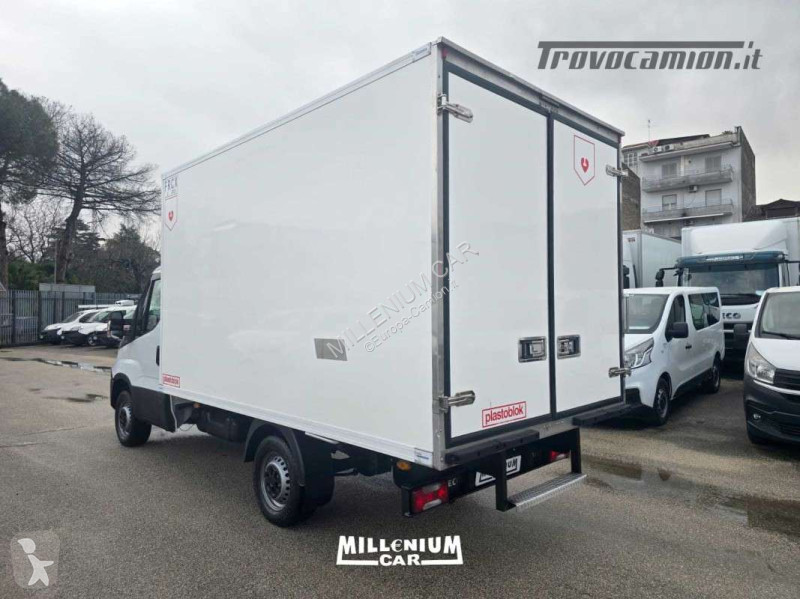 Veicolo commerciale Iveco 35-14 2019 CELLA 3,80...