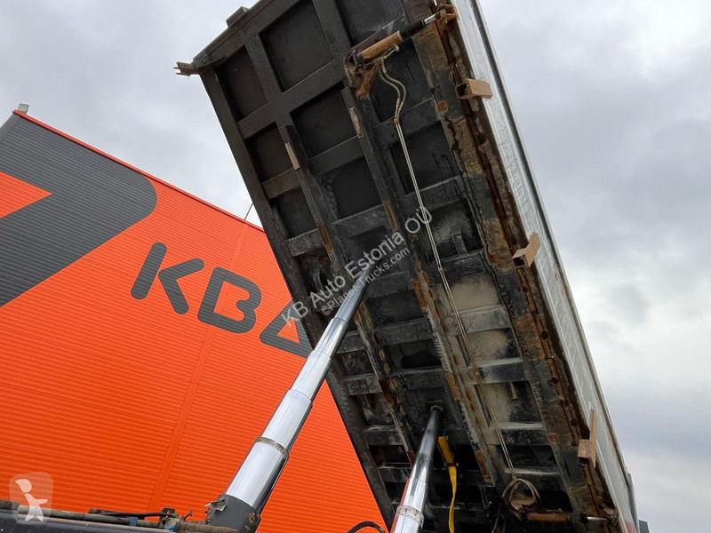 Kamion Mercedes Arocs 4151 8x4 BORDMATIC / FULL...