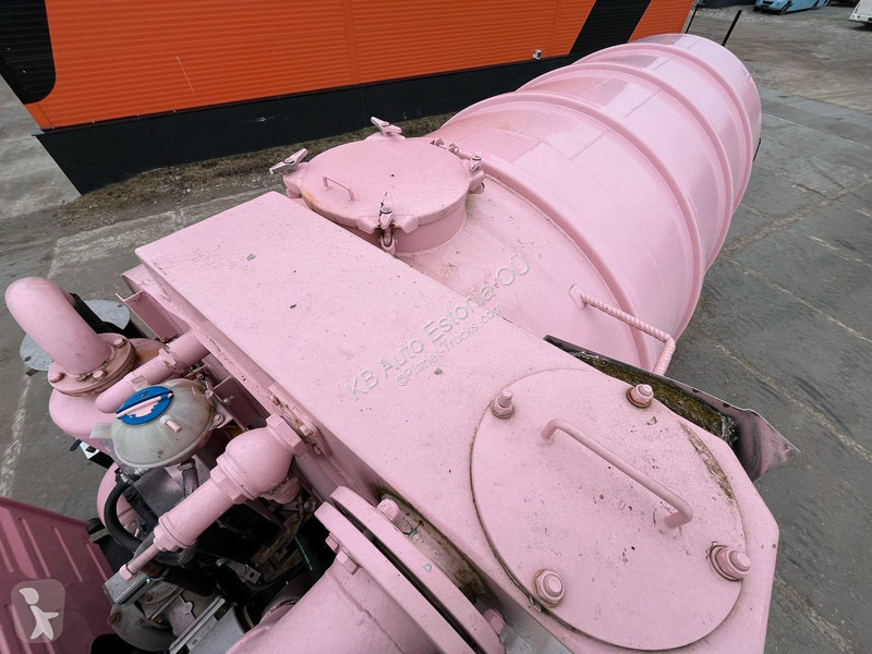 Camión Volvo 330 6x2 TANK 14000 l / VACUUM...