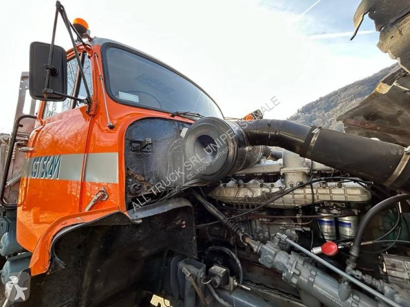Camion Saurer
