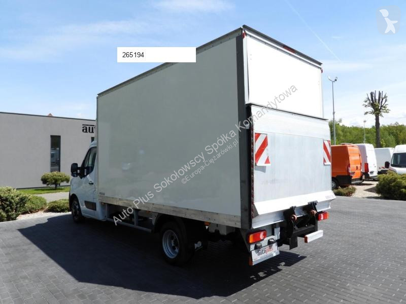 Camion Renault MASTER  KONTENER WINDA 8 PALET...