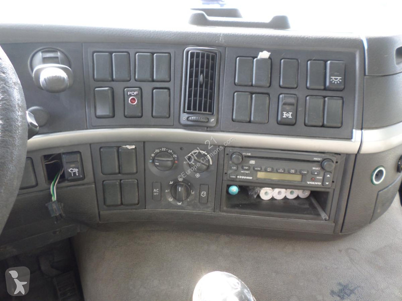 Camion Volvo 340