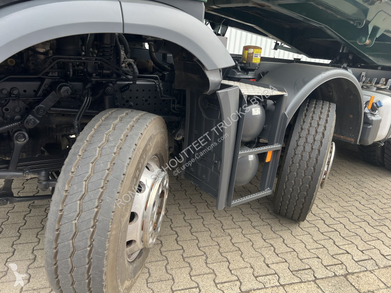 Camion Mercedes Arocs 3243 K 8x4 Arocs 3243 K...