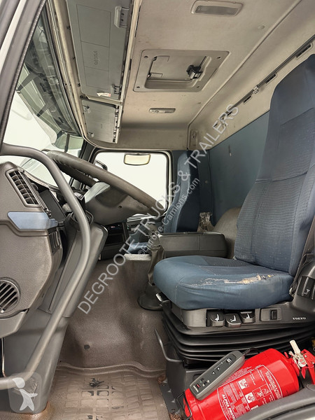 Camion Volvo 400