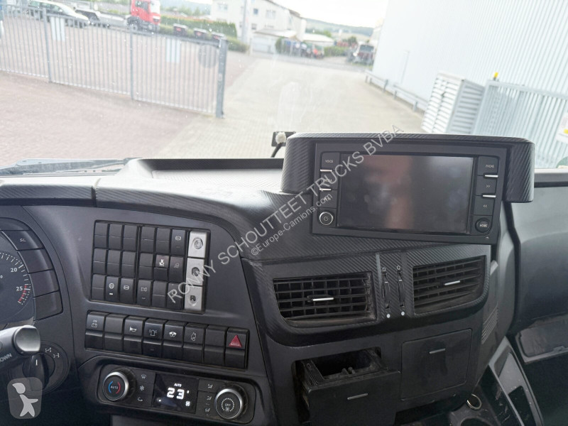Camião  Trakker AD260T45 6x4 Trakker AD260T45...