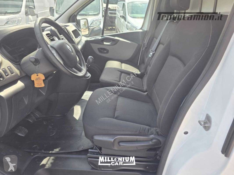 Bedrijfswagen Renault RENAULT  FRIGO ATP 2028