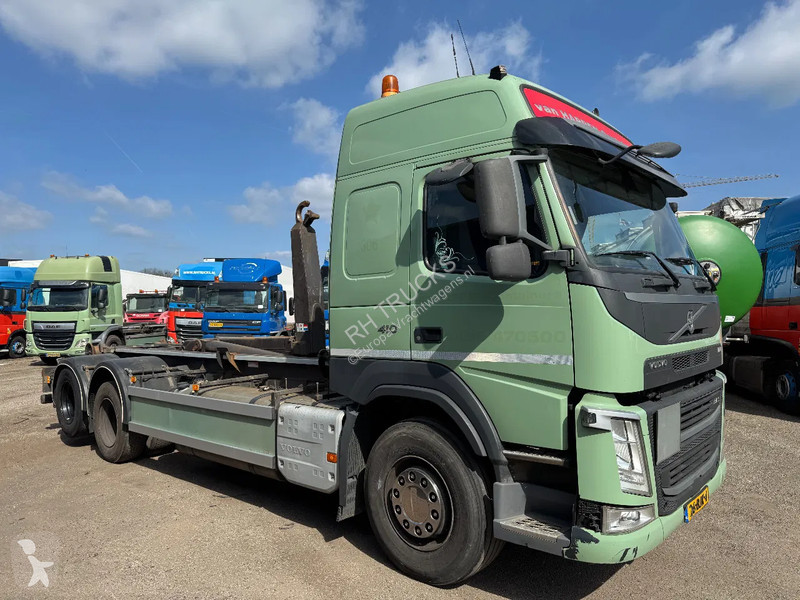 Kamion Volvo 6X2 EURO 6 VDL 20 T HOOK LIFTING AXLE
