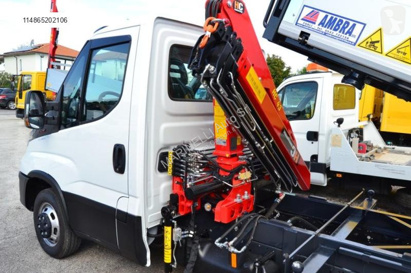 Veicolo commerciale Iveco 42 4 S