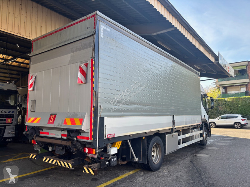 Kamion Iveco 190s40 stralis