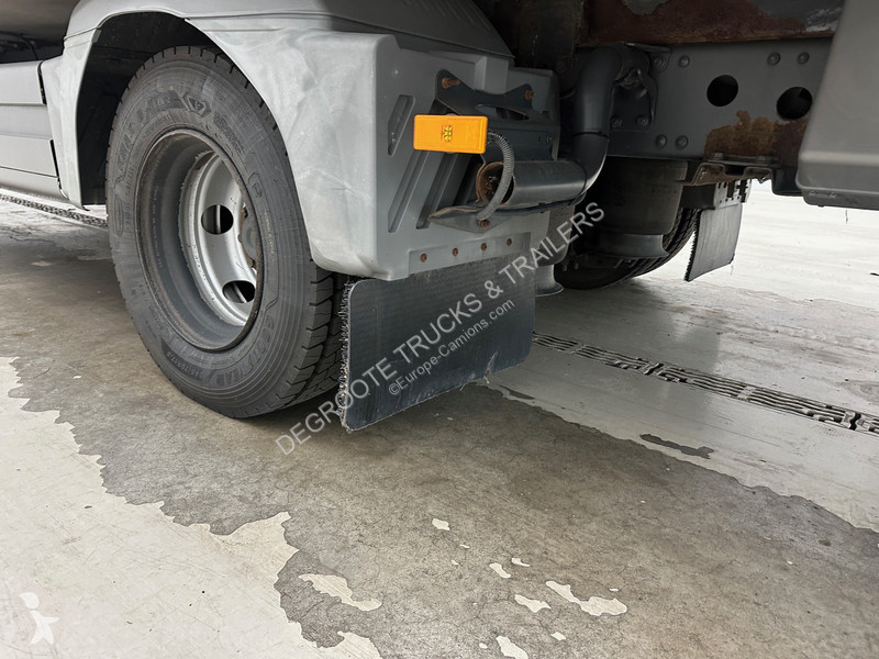 Camion Mercedes 1222
