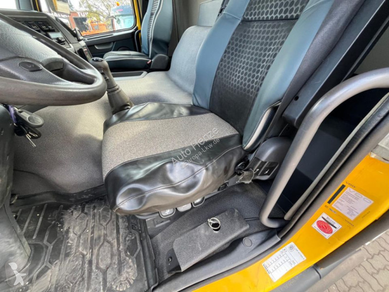 Camion Volvo FM 330 4x4 Pritsche Kran...