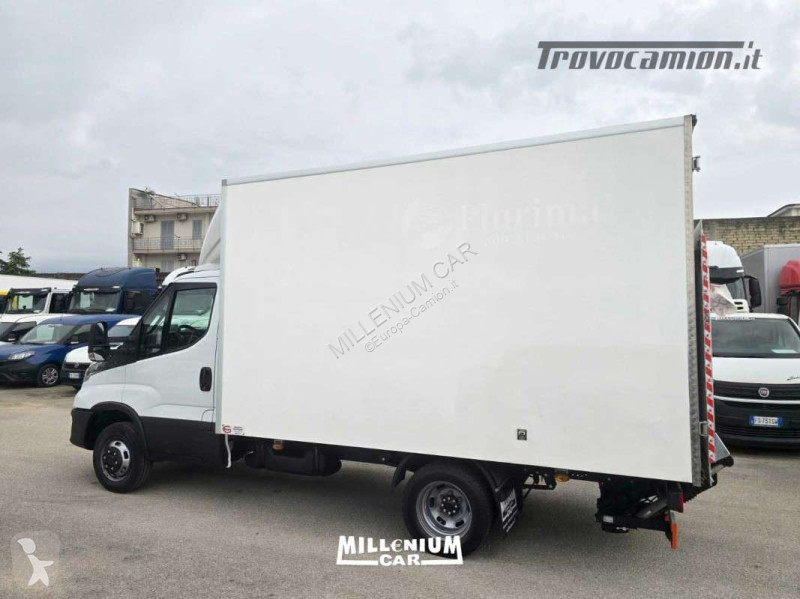 Veicolo commerciale Iveco 35-14 CASSA...