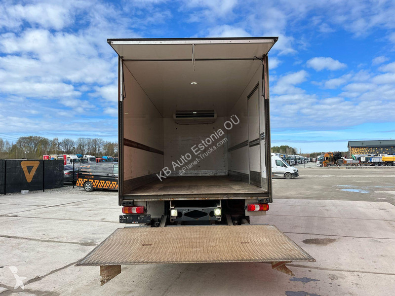 Camion Mercedes 1018 4x2 THERMOKING / BOX...