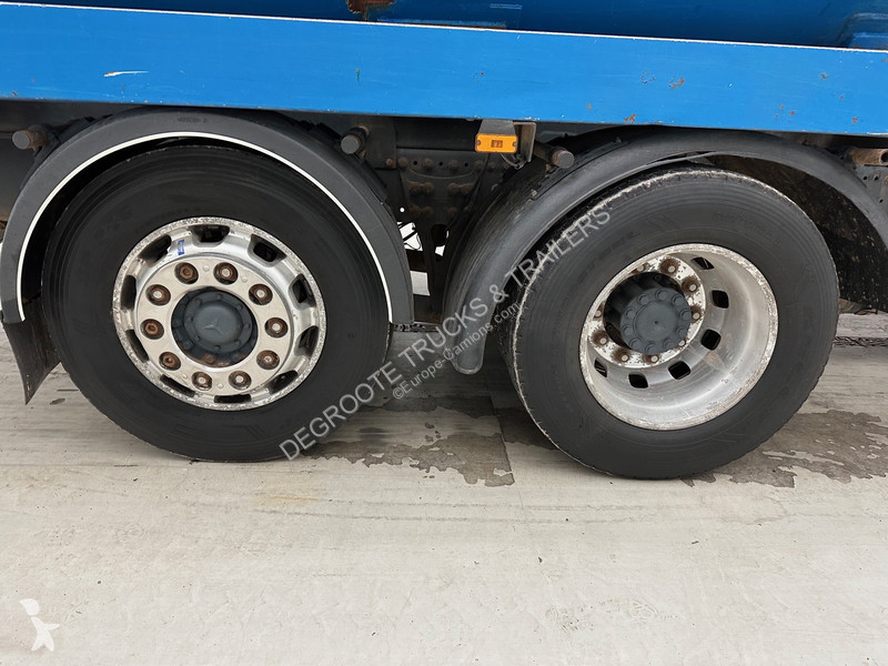 Camion Mercedes 2532 - 6x2
