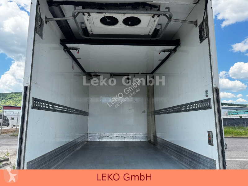 شاحنة Iveco 70C17 Mit Carrier Pulsor 600 Mt