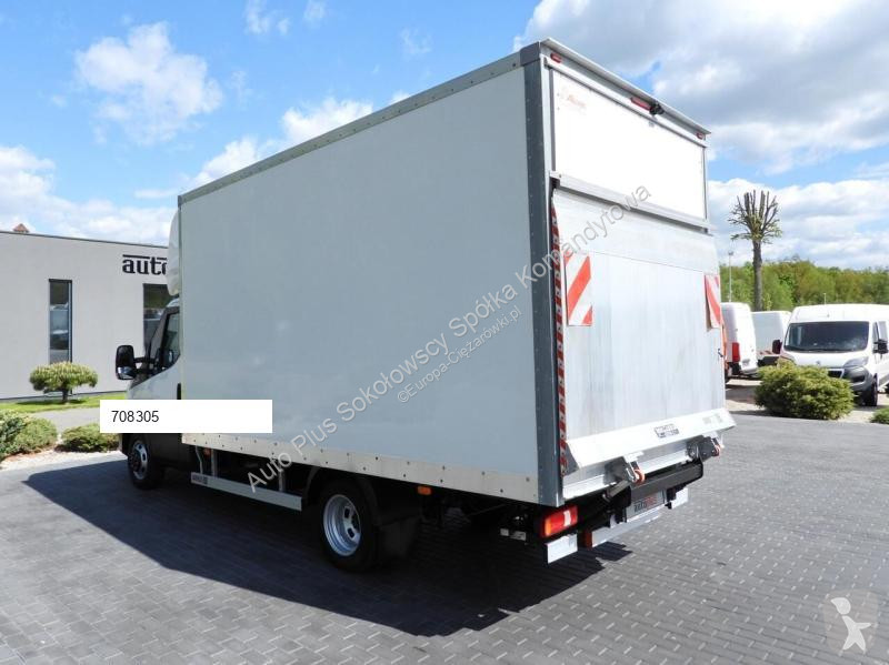 Autoutilitară Iveco DAILY 35C16 KONTENER WINDA...