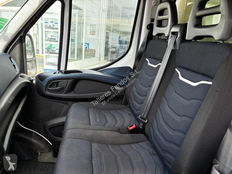 Camion Iveco  35C16  20m3 Automática
