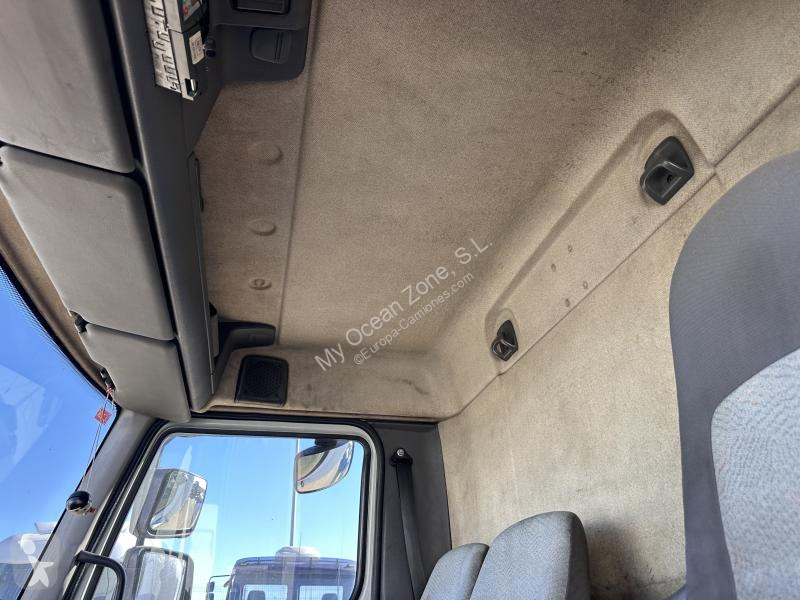 Camion Renault 270.16