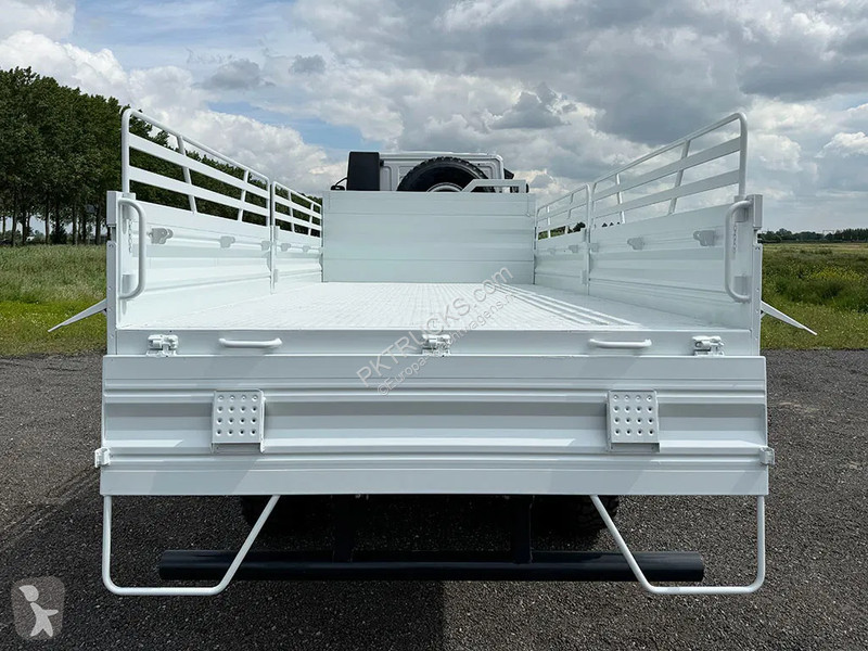 شاحنة Iveco EuroCargo 150 Flatbed with Sides