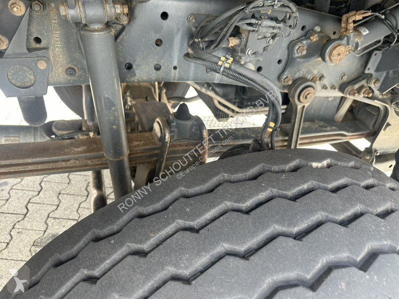 Kamion Mercedes Actros 3348 AK 6x6 Actros 3348...
