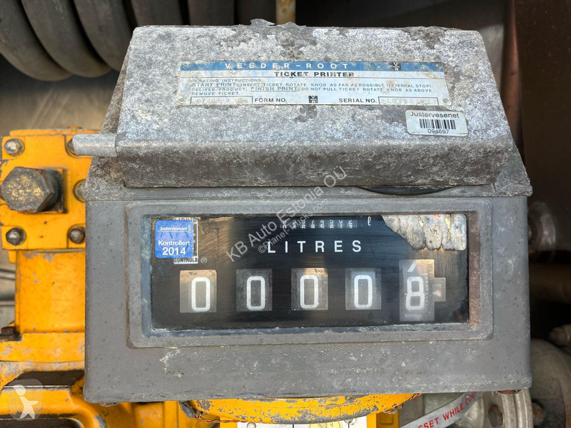 Camion Scania 320 4x2 TANK 11000 l / 2000 +...