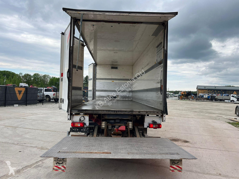 Camion Volvo 330 4x2 BOX L=7533 mm