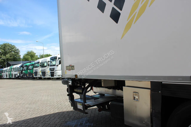 Kamion Renault D WIDE 280 * THERMO KING 1000R...