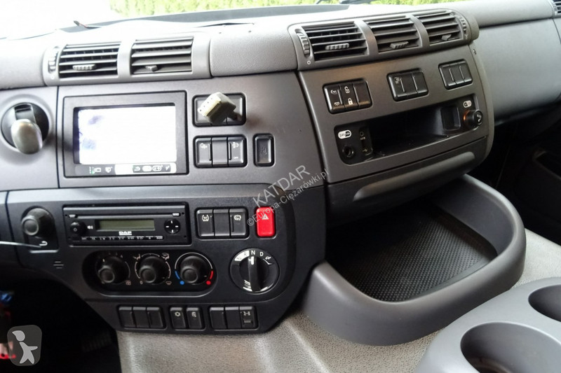 Camion DAF CF 250 Euro 6 burto - firanka z...