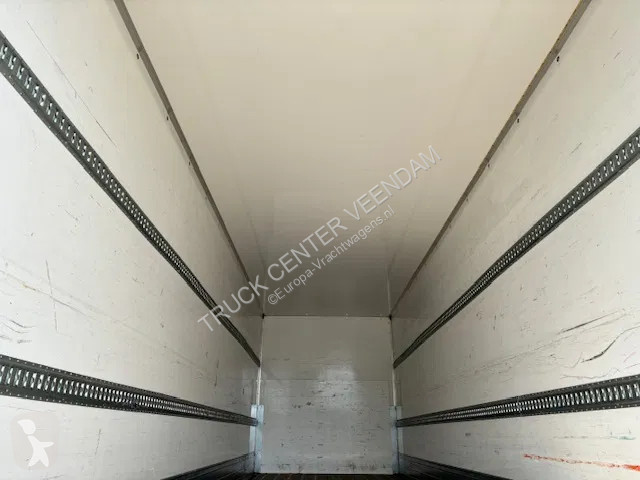 Camion Scania P280 Closed box taillift 2000 kg...