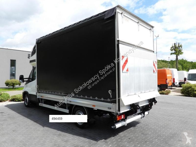Véhicule utilitaire Iveco DAILY 35S18 PLANDEKA...
