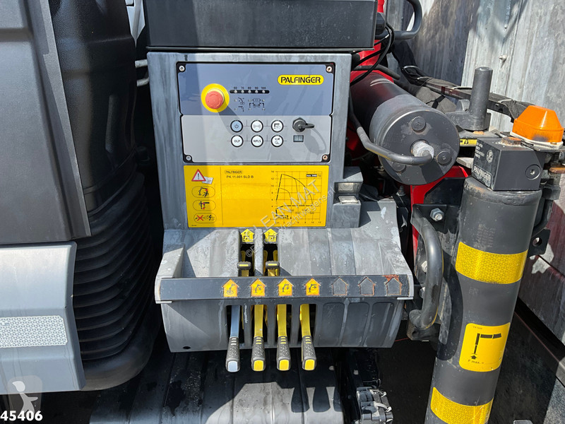 Camión MAN 12.220 Euro 6 Palfinger 11 Tonmeter...