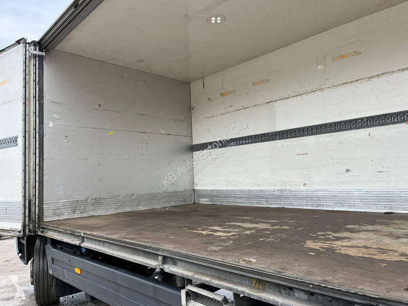 Kamion Mercedes 1524 4x2 BOX L=7556 mm