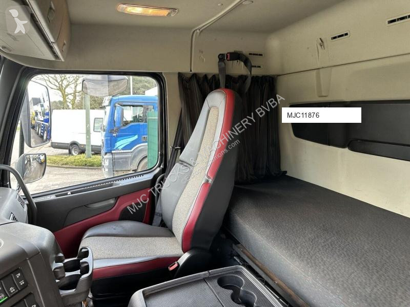 Camion Volvo FMX 370 6x2 PLATFORM 6M35 + CRANE...