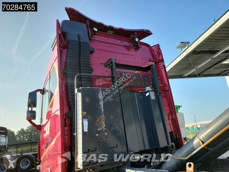 Camion Volvo 700 6X4 Full Air 20t Hook Xenon...