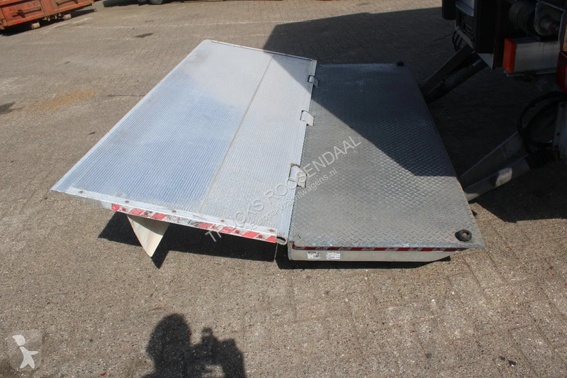 Camion Volvo 280 + CARRIER + ATP/FRC + LIFT...