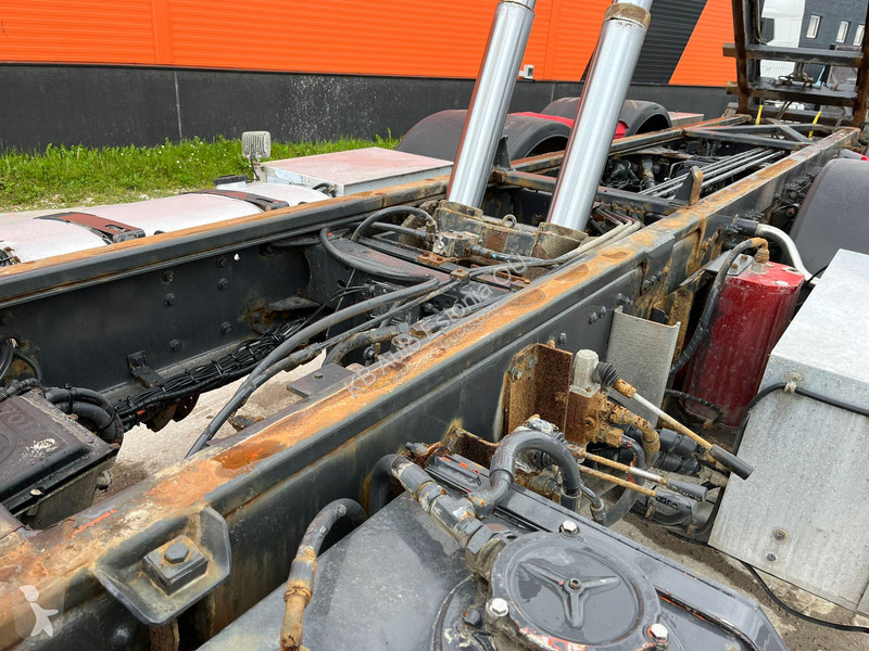Camión Volvo 6x2*4 HYDRAULICS / CHASSIS L=6875 mm