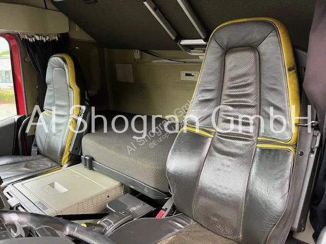Camion Volvo 16750 6x4 Kran Palfinger M 12 L 97...