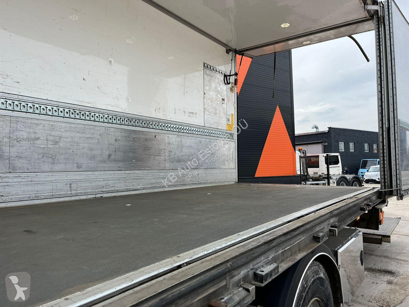 Kamion Mercedes 1827 4x2 TK UT SPECTRUM / BOX...