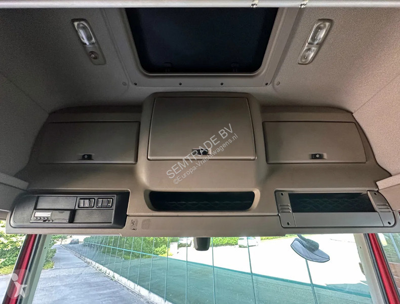 Lastbil DAF CF 290 FA SPACE CAB HARDHOUTEN...