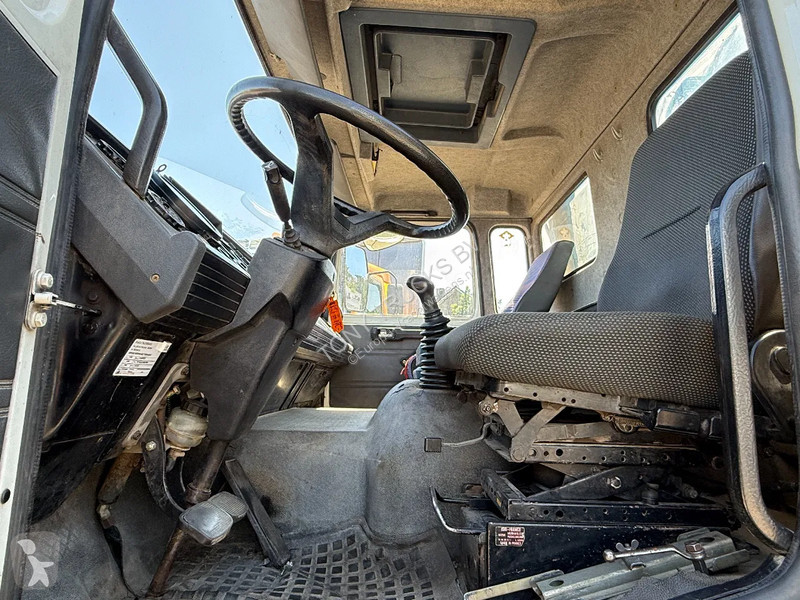 Camion Renault G230 4X2 Tipper Spring/Spring...