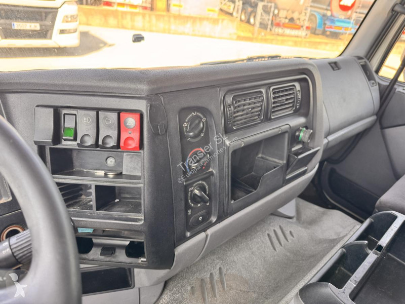 Kamion Renault 370.18 4X2 370.18