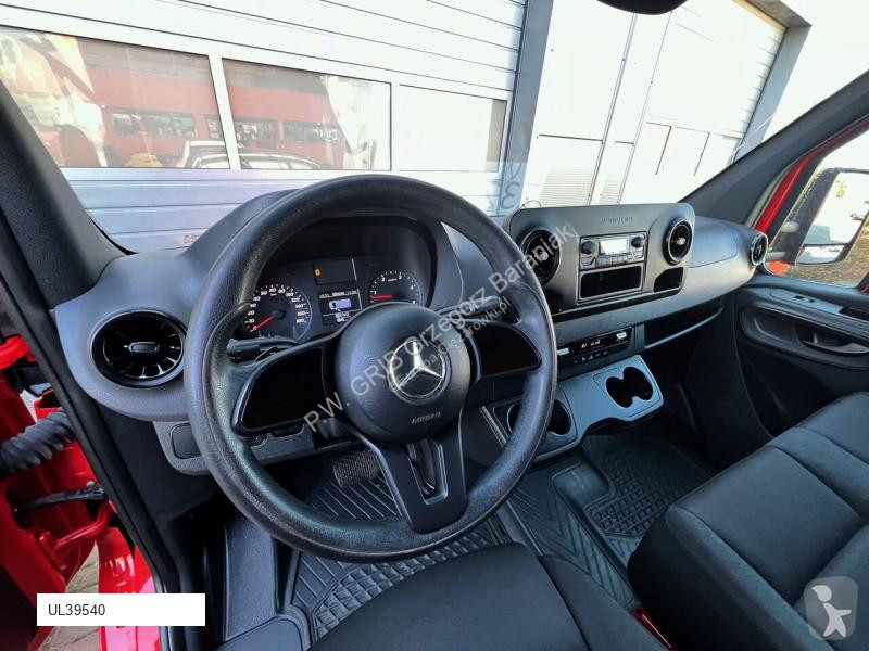 Lastbil Mercedes 519 CDI Kontener 4,56 m +...