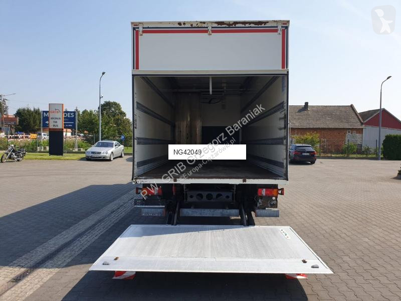 Camion MAN TGL 12.220