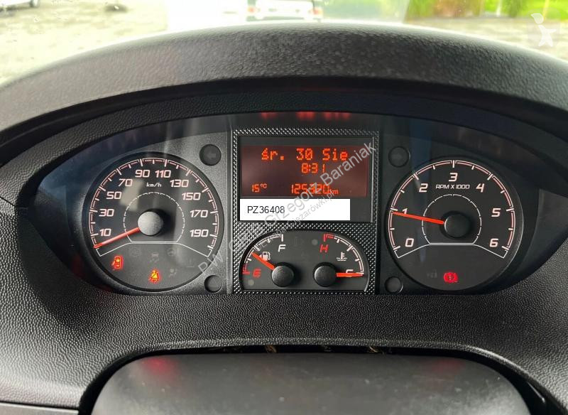 Véhicule utilitaire Peugeot Plandeka + Firanka...