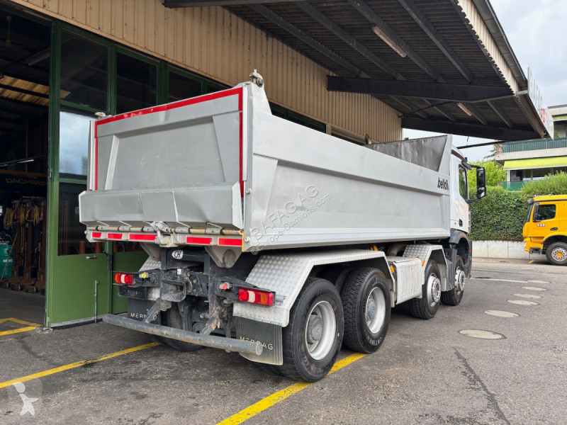 Kamion Mercedes arocs 3251